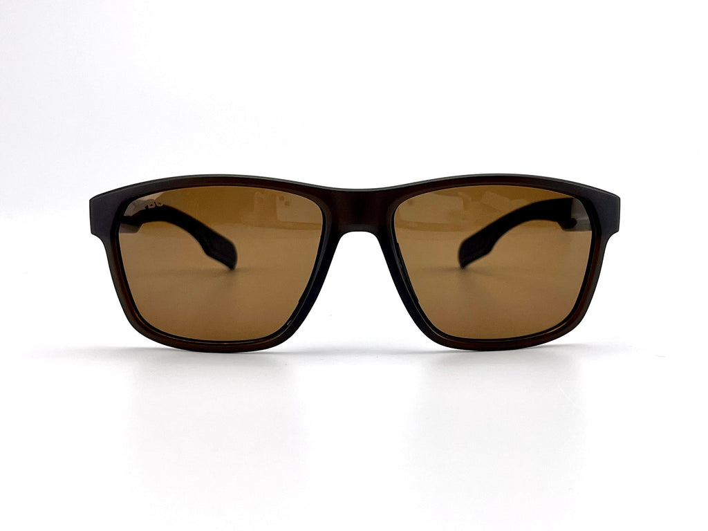 Boldouterwear BOLD Thunderhead Performance Sunglasses with sporty frame and dark lenses, suitable for MTB, ski, and lifestyle activities.