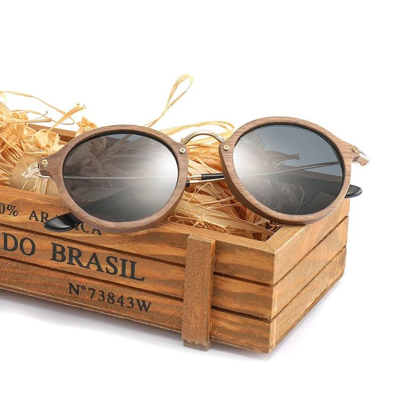 Modern ultralight unisex wooden sunglasses by Stevvex with polarized lenses, featuring a sleek design and natural wood finish.