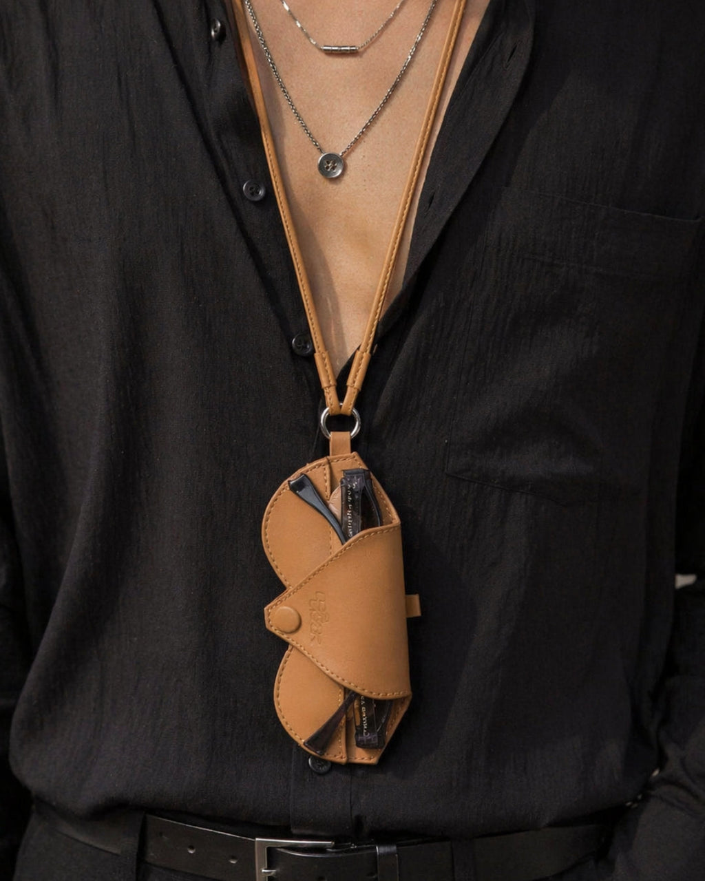 Noir Wearable Sunglass Case – Upcycled Leather | Econock