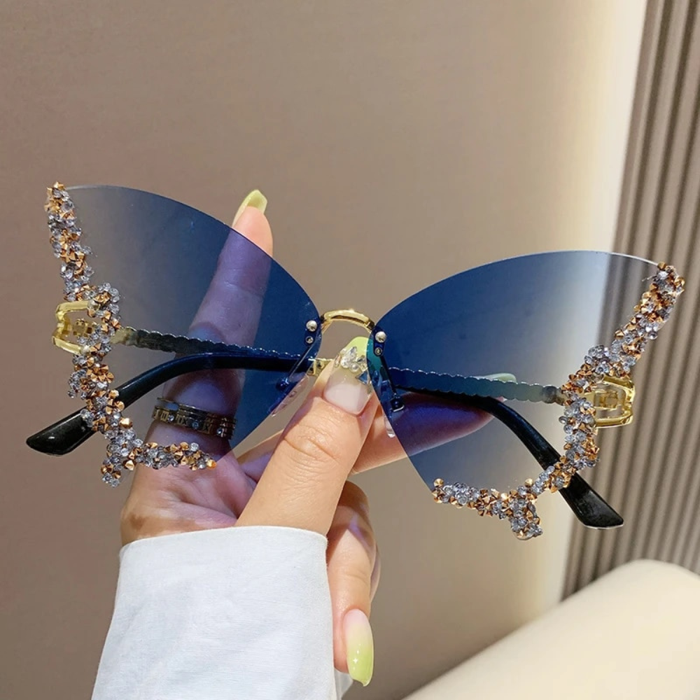 Butterfly Rhinestone Sunglasses – Vintage Oversized Shades for Women