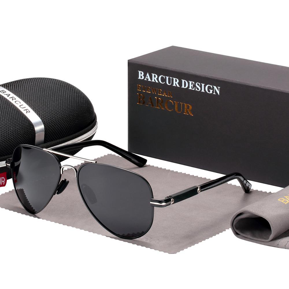 Stevvex aviation-style polarized sunglasses with UV400 protection, featuring a sleek pilot design and dark tinted lenses.