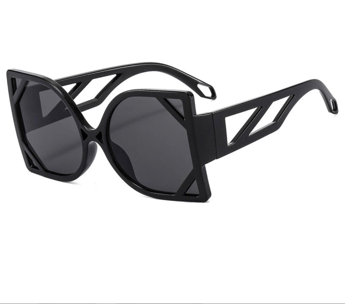 Pretty Little Patriot Boujee Boat sunglasses with stylish frame and tinted lenses, perfect for boating and outdoor activities.