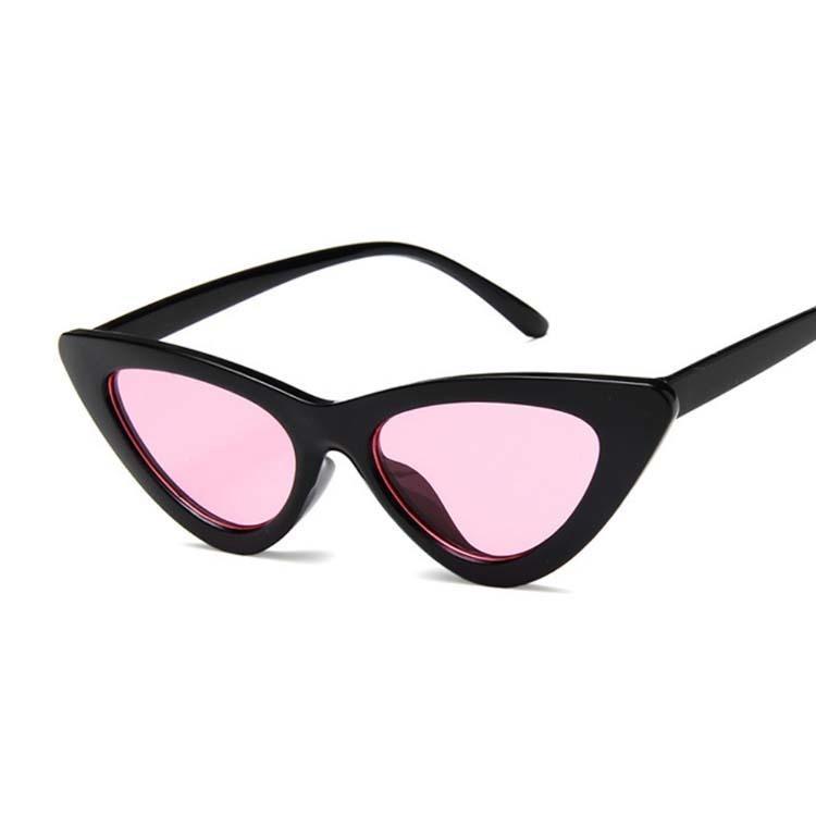 Stevvex retro cat eye sunglasses for women with black frames and UV400 protection, stylish and vintage-inspired eyewear.