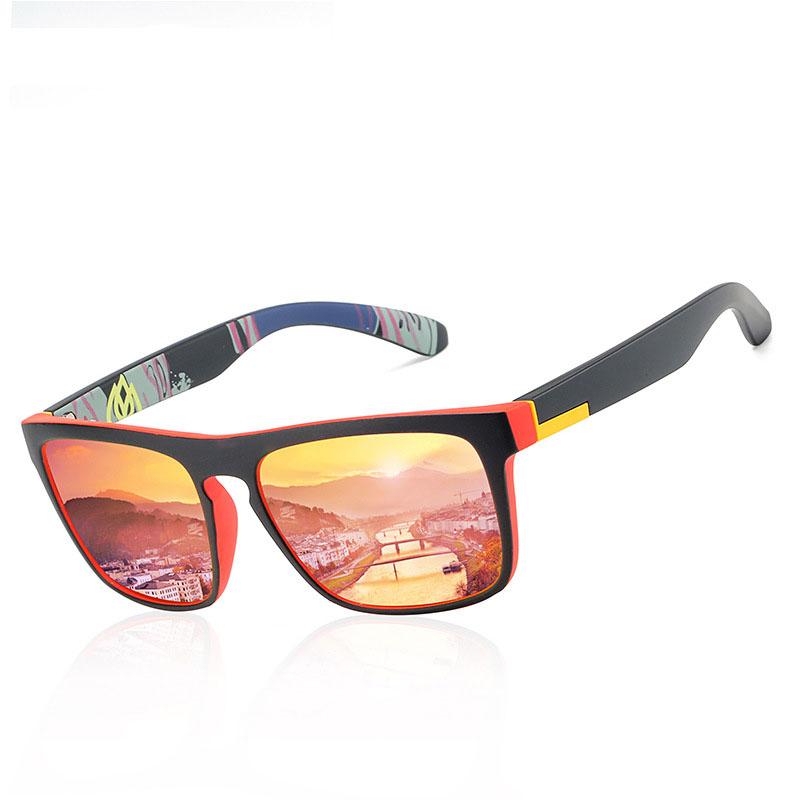 Stevvex polarized vintage sunglasses with anti-UV lenses, featuring a classic frame and dark tinted lenses.