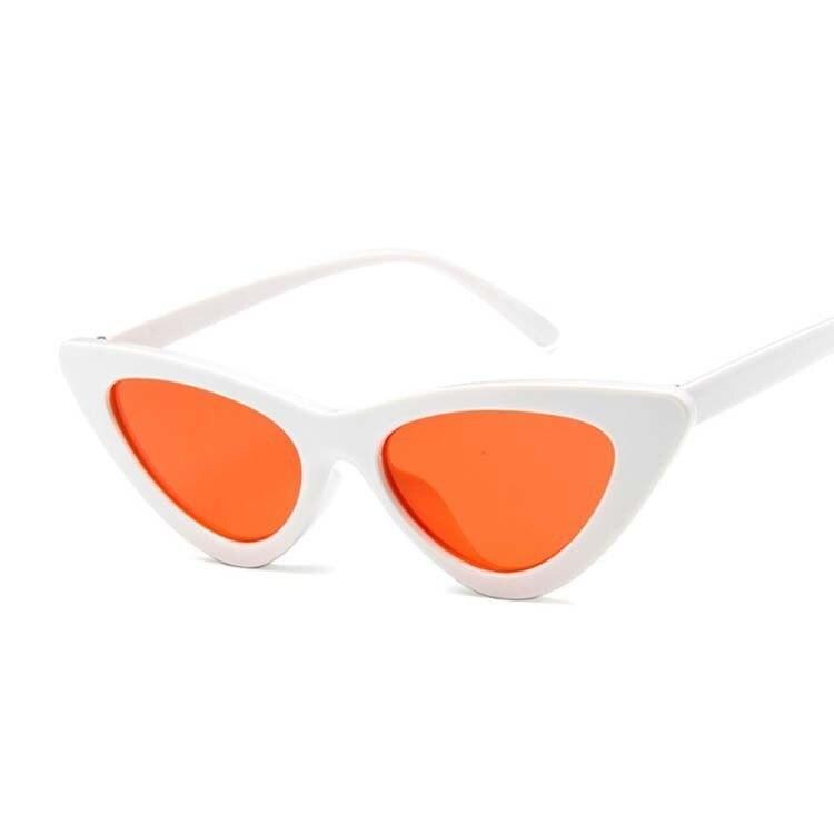 Stevvex retro cat eye sunglasses for women with UV400 protection, featuring black frames and tinted lenses.