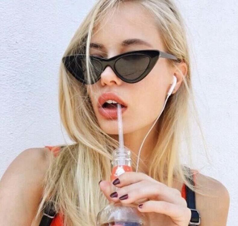Stevvex retro cat eye sunglasses for women with UV400 protection, featuring bold black frames and stylish vintage design.