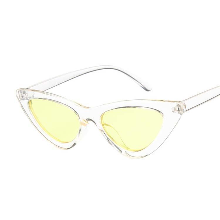 Retro cat eye sunglasses for women by Stevvex with UV400 protection, featuring bold black frames and stylish vintage design.