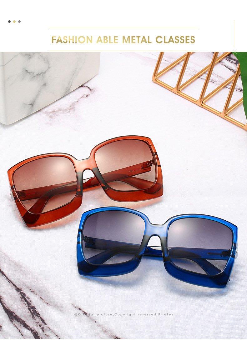 Stevvex oversized square gradient sunglasses with UV400 protection, featuring stylish tinted lenses and bold frame design.