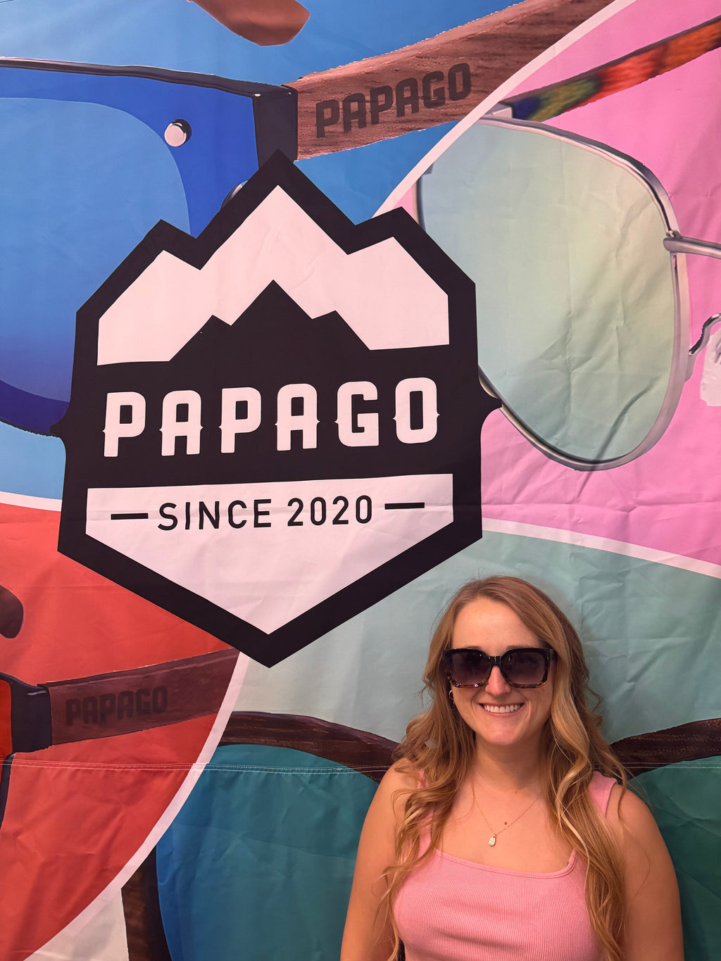 Papago Ombre Serenades sunglasses with tinted lenses and stylish frame, showcasing gradient color design.