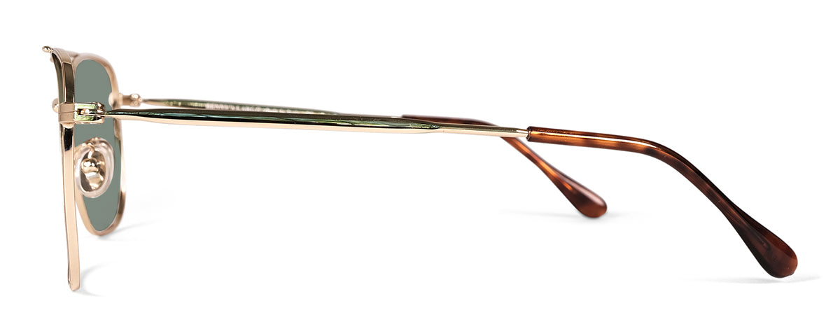 Benny's Eyewear Largo sunglasses with gold temples and green lenses, stylish and protective eyewear for sunny days.