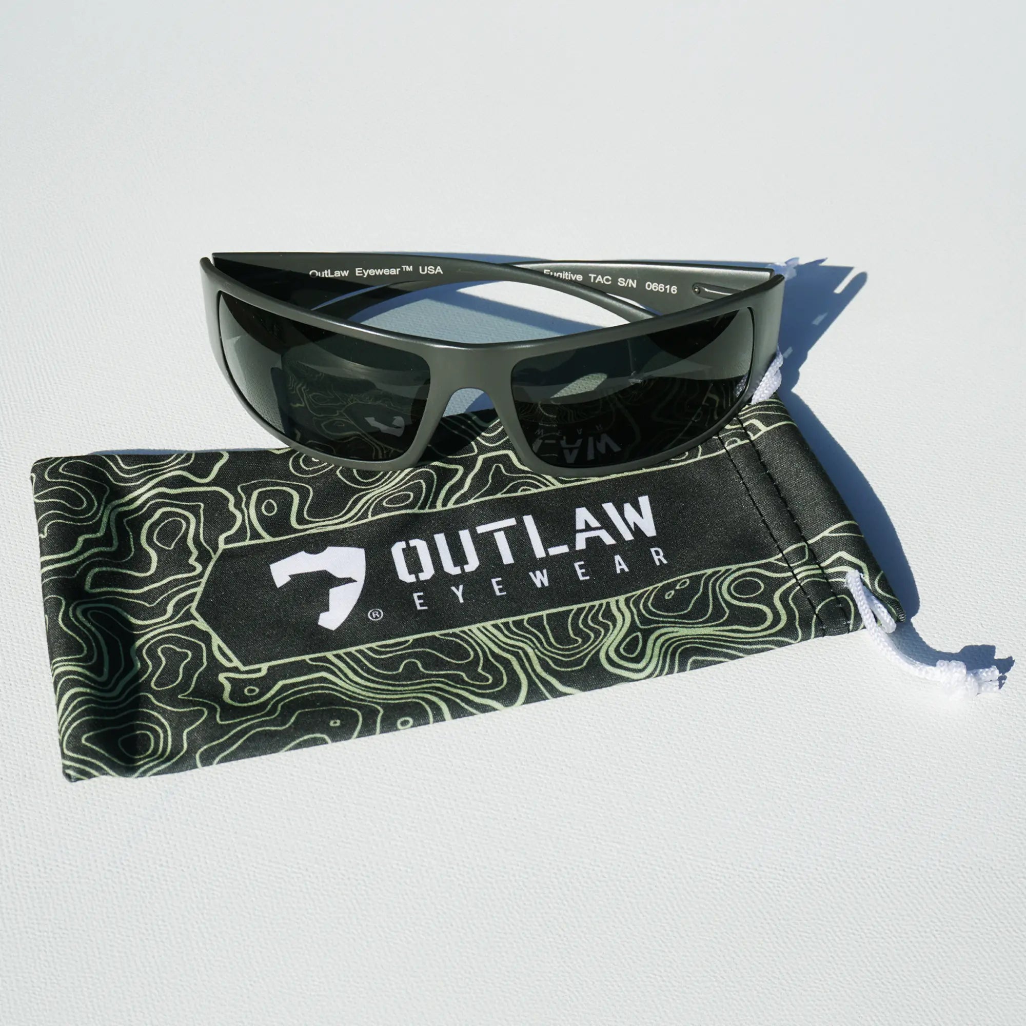 OutLaw Eyewear NVG camouflage glasses cleaning pouch with soft interior, designed for safe storage and cleaning of eyewear.