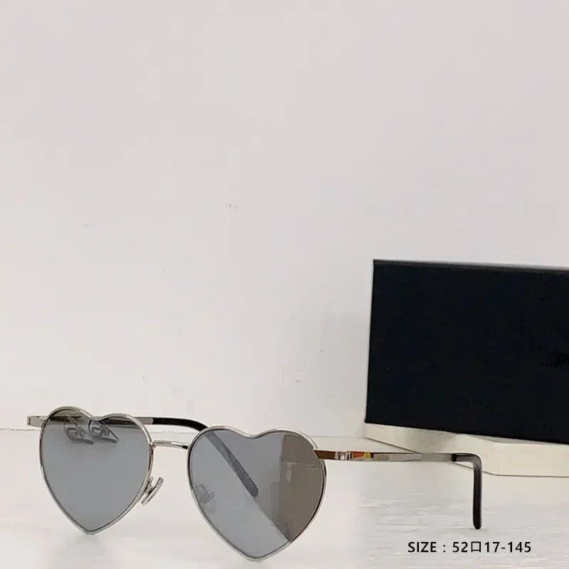 Heart-Shaped Photochromic Sunglasses for Women — UV400