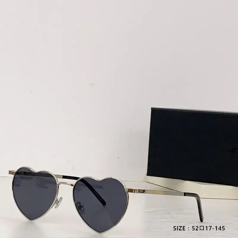 Heart-Shaped Photochromic Sunglasses for Women — UV400
