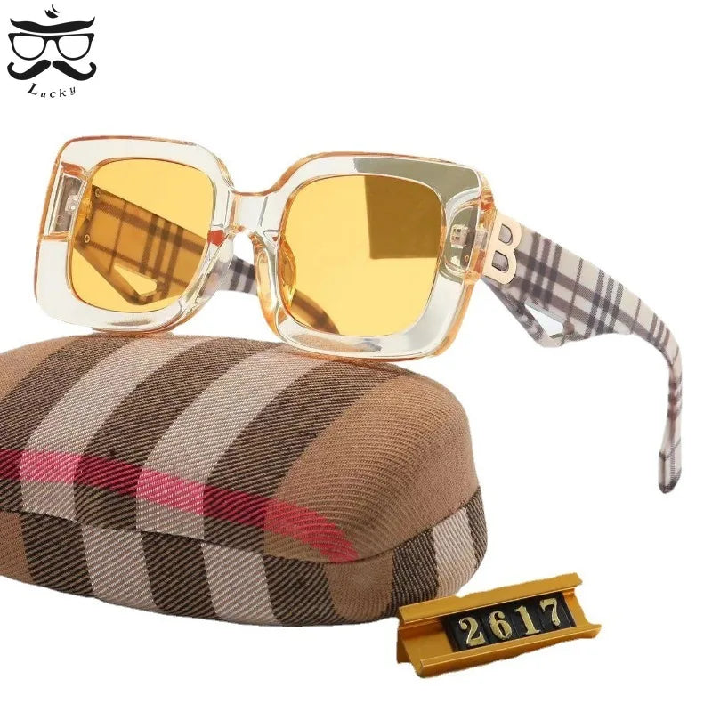 Retro Oversized Square Sunglasses for Women — UV400