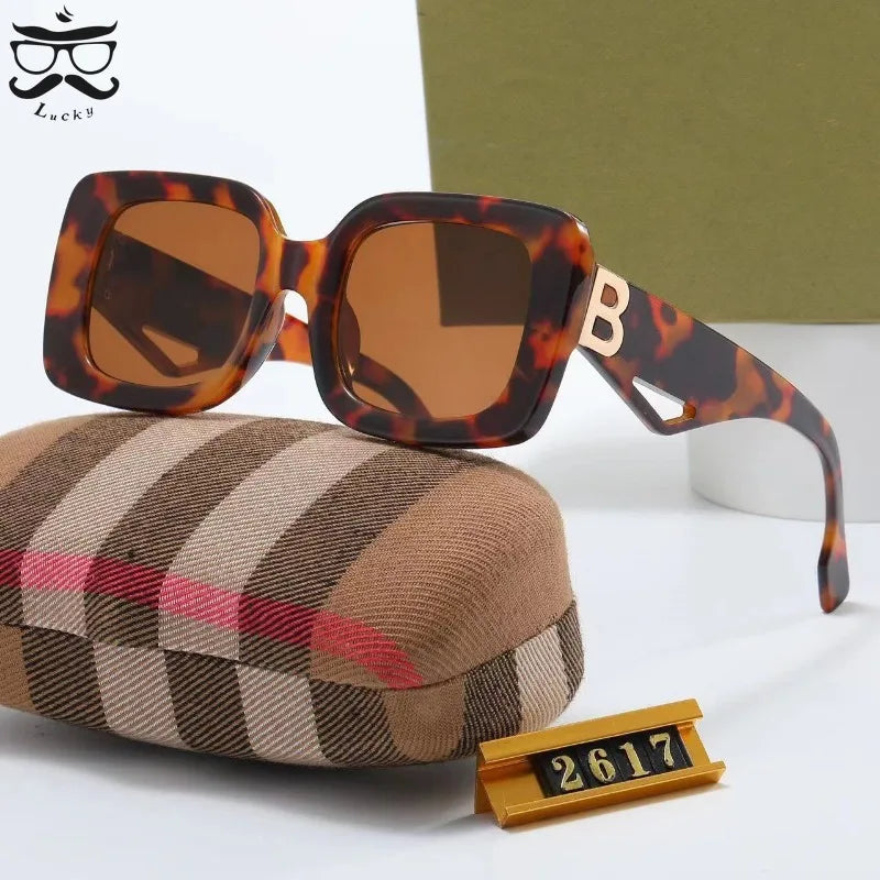 Retro Oversized Square Sunglasses for Women — UV400