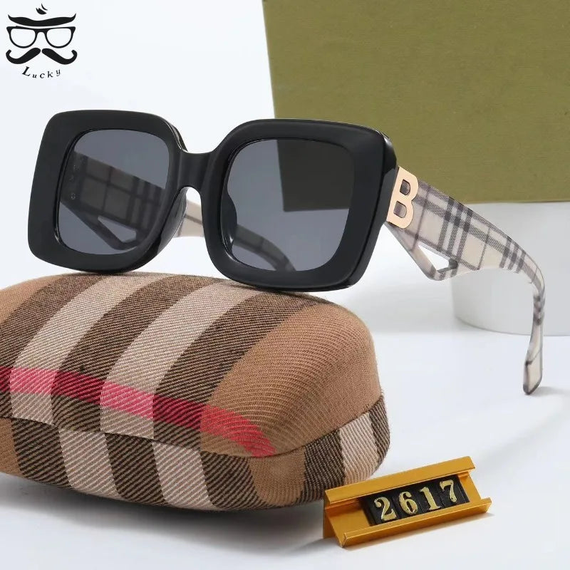 Retro Oversized Square Sunglasses for Women — UV400