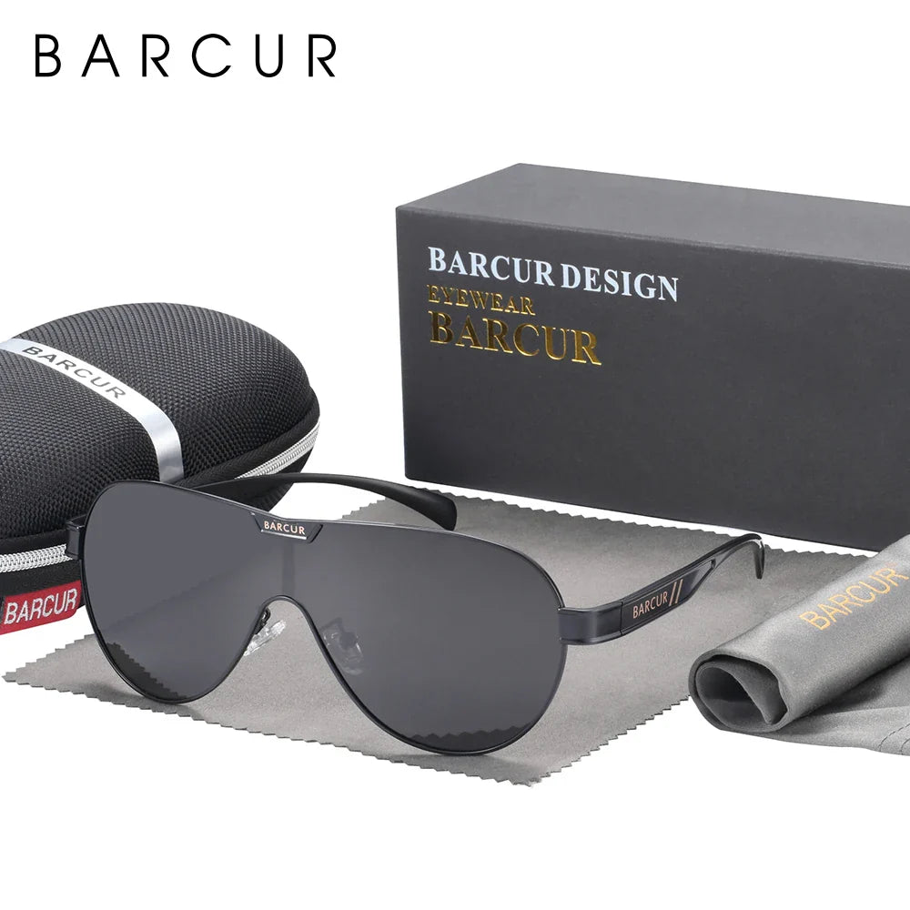 Stevvex BARCUR men's polarized UV400 sunglasses with black frames and dark tinted lenses, showcasing a stylish and protective eyewear design.