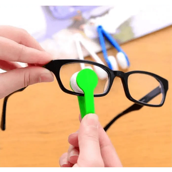 Colorful portable mini microfiber cleaner by Stevvex for eyeglasses and lens cleaning, compact and soft for gentle cleaning.