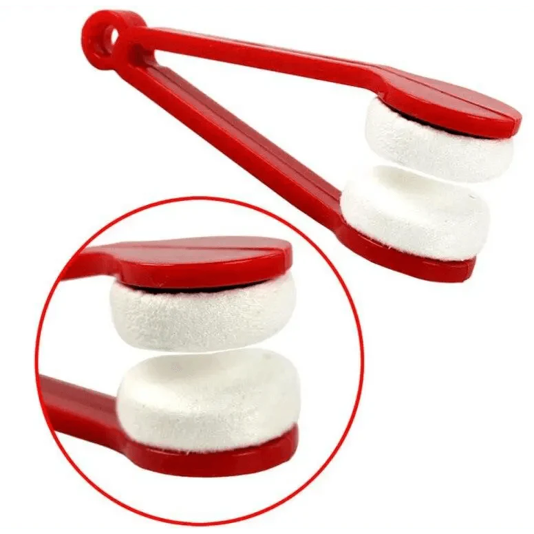 Colorful portable mini microfiber eyewear cleaner by Stevvex with soft brush for cleaning glasses lenses effectively.