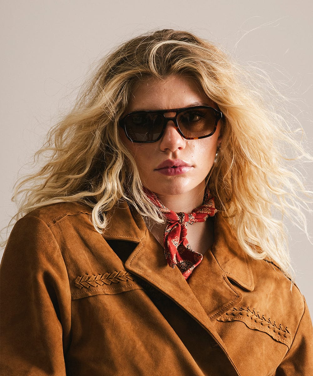 GIGI PIP Beau Aviator Sunglasses with metal frame and tinted lenses, stylish eyewear for sun protection and fashion.