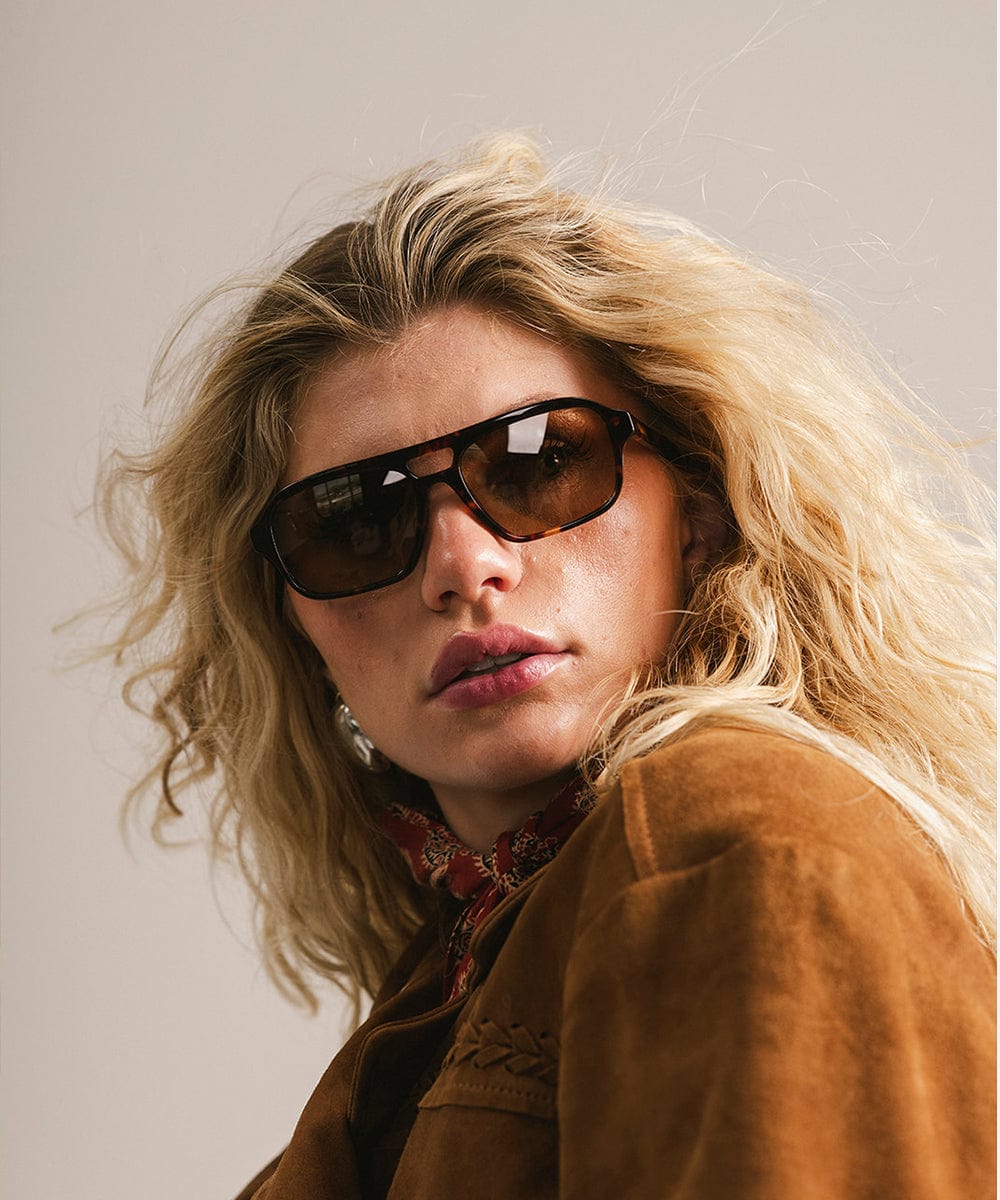 GIGI PIP Beau Aviator Sunglasses with metal frames and dark tinted lenses, stylish eyewear for sun protection.