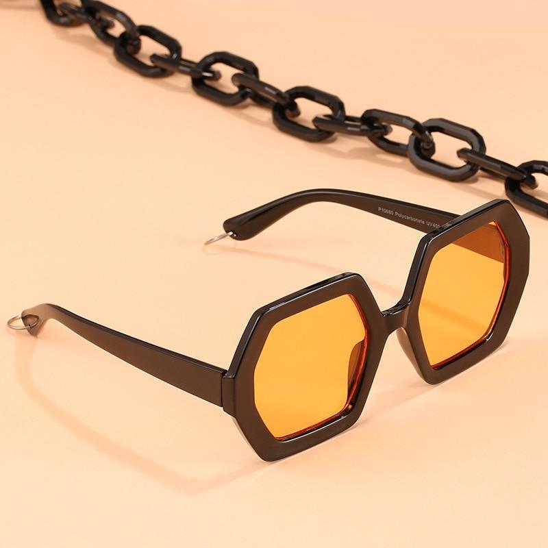Stevvex Oversized Square Sunglasses – UV400 with Eyeglass Chain